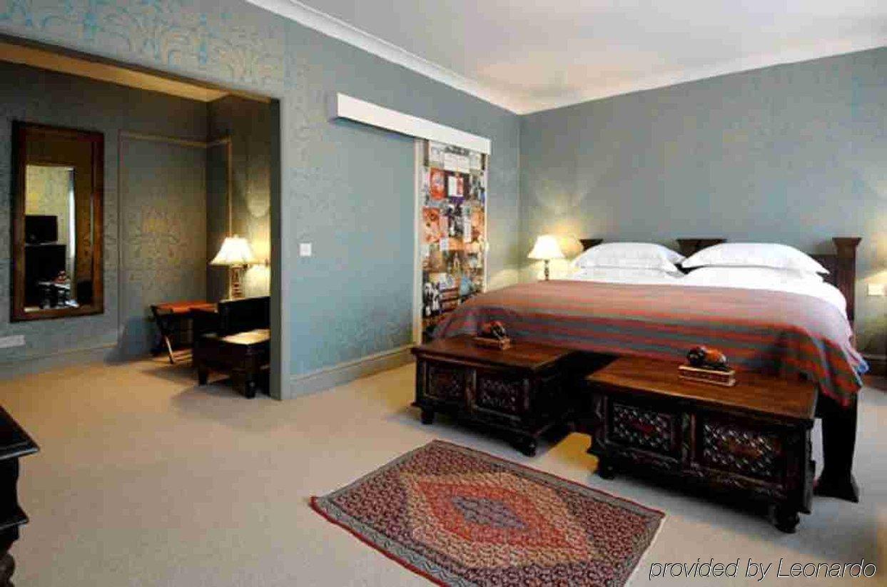 Elephant Hotel Pangbourne Habitación foto